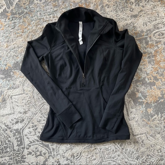 Lululemon Lululemon Define Pullover • size 6 - Picture 3 of 4